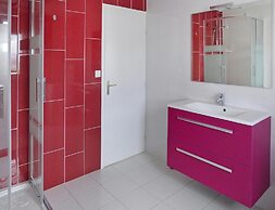 Modern Semi-detached House With Terrace, Saint-quay-portrieux