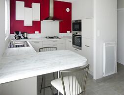 Modern Semi-detached House With Terrace, Saint-quay-portrieux
