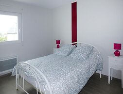 Modern Semi-detached House With Terrace, Saint-quay-portrieux