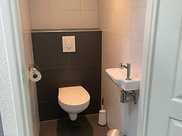 Holiday Home in Schoonloo With Balcony/terrace