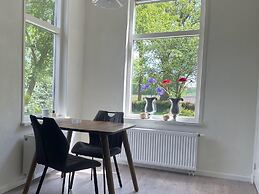 Holiday Home in Schoonloo With Balcony/terrace