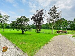 Farmhouse in De Heurne Near the Forest