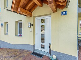 Nice Apartment in Sautens With a Cozy Terrace