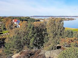 5 Person Holiday Home in Klovedal