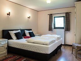 Atmospheric Holiday Home in Durbuy With Sauna