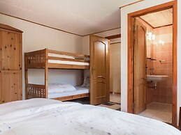 Atmospheric Holiday Home in Durbuy With Sauna