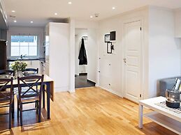 6 Person Holiday Home in Austrheim