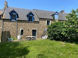 Terraced House, St Meloir des Ondes