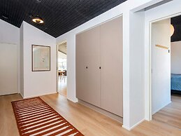 5 Star Holiday Home in Romo