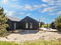 5 Star Holiday Home in Romo