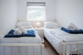 Bayview 61 - 2 Bedroom - Bayview Oxwich