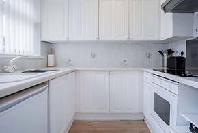 Bayview 61 - 2 Bedroom - Bayview Oxwich