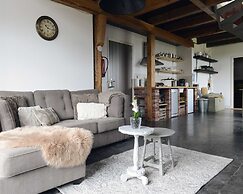 Apartment With Terrace With Sufficient Garden