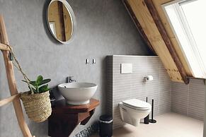 Apartment With Terrace With Sufficient Garden