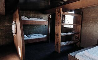 Apartment With Terrace With Sufficient Garden