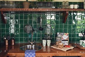 Apartment With Terrace With Sufficient Garden