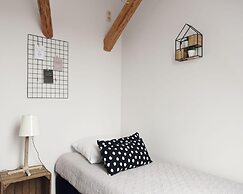 Apartment With Terrace With Sufficient Garden