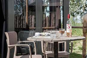 Apartment With Terrace With Sufficient Garden