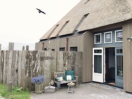 Apartment With Terrace With Sufficient Garden