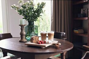 Apartment With Terrace With Sufficient Garden