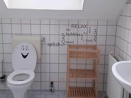 Cosy Bungalow Near the Beach