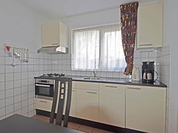 Cosy Bungalow Near the Beach