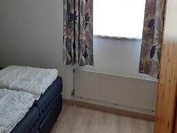 Cosy Bungalow Near the Beach