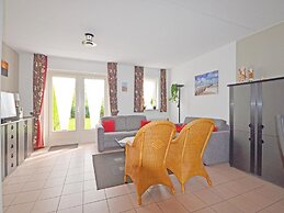 Cosy Bungalow Near the Beach