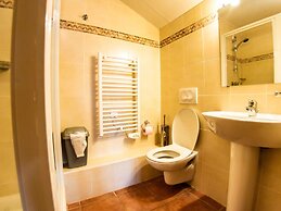 Apartment in Saint-francois-longchamp Near ski