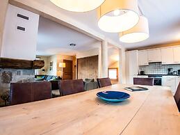 Apartment in Saint-francois-longchamp Near ski