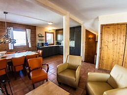 Apartment in Saint-francois-longchamp Near ski