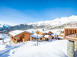 Apartment in Saint-francois-longchamp Near ski
