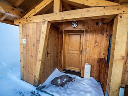 Apartment in Saint-francois-longchamp Near ski