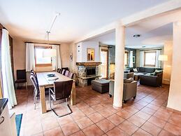 Apartment in Saint-francois-longchamp Near ski