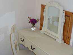 Flatfield Clocktower Cottages Self Catering By Belvilla