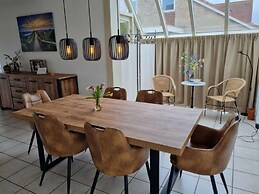 Appealing Bungalow With Garden