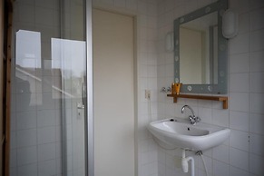 Appealing Bungalow With Garden