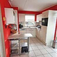 Appealing Bungalow With Garden