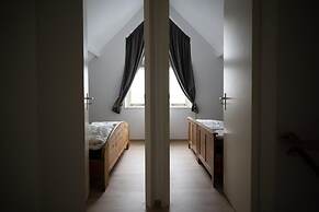 Appealing Bungalow With Garden