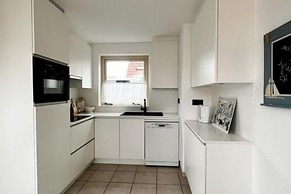 Appealing Bungalow With Garden