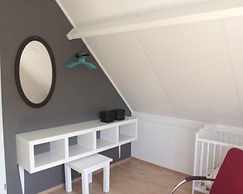 Appealing Bungalow With Garden