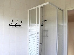 Appealing Bungalow With Garden