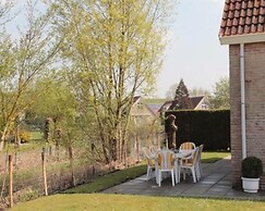 Appealing Bungalow With Garden