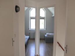 Appealing Bungalow With Garden