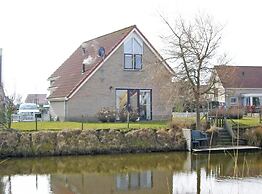 Appealing Bungalow With Garden