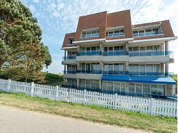 Apartment With a View of Dunes of Groote Keeten