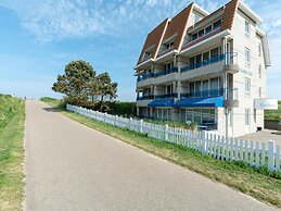 Apartment With a View of Dunes of Groote Keeten