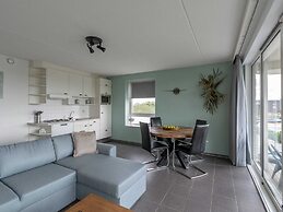 Apartment With a View of Dunes of Groote Keeten