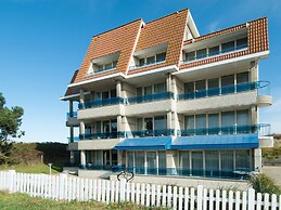 Apartment With a View of Dunes of Groote Keeten