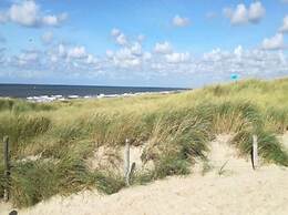 Apartment With a View of Dunes of Groote Keeten